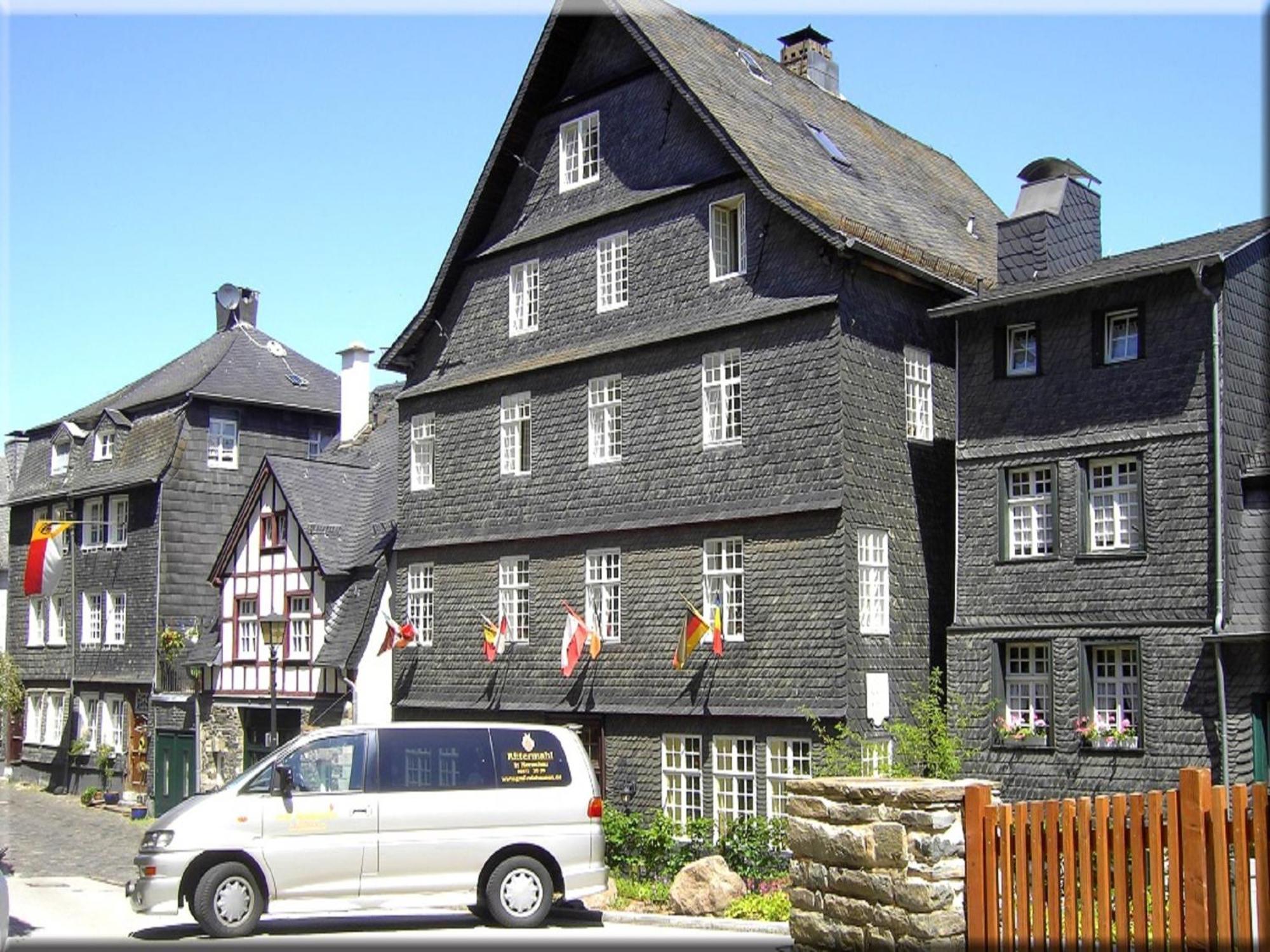 Hotel Graf Rolshausen Monschau Ngoại thất bức ảnh