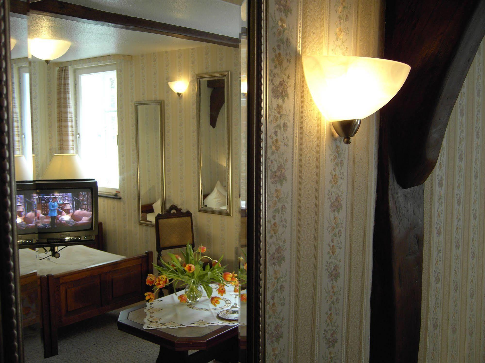 Hotel Graf Rolshausen Monschau Ngoại thất bức ảnh