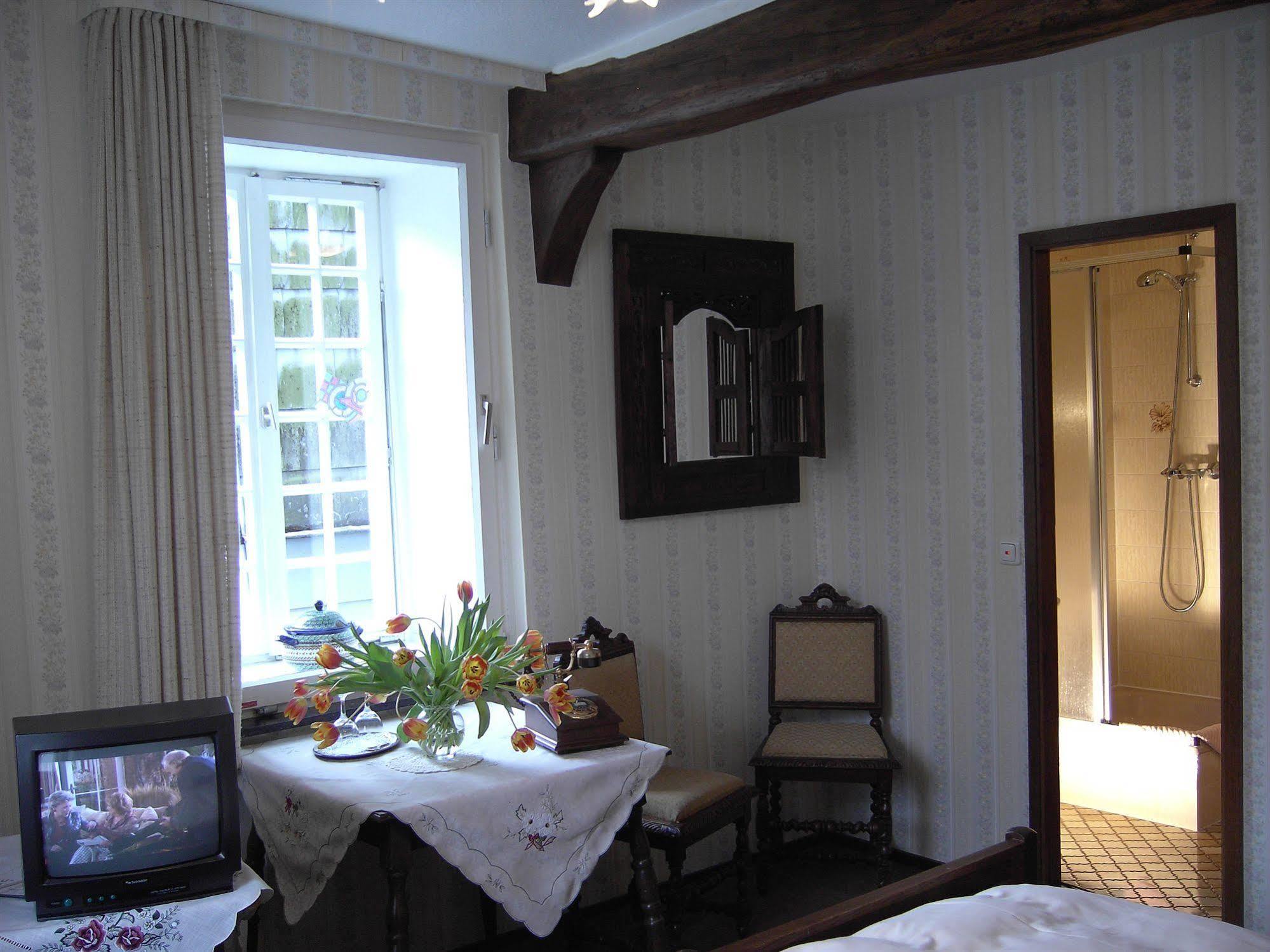Hotel Graf Rolshausen Monschau Ngoại thất bức ảnh