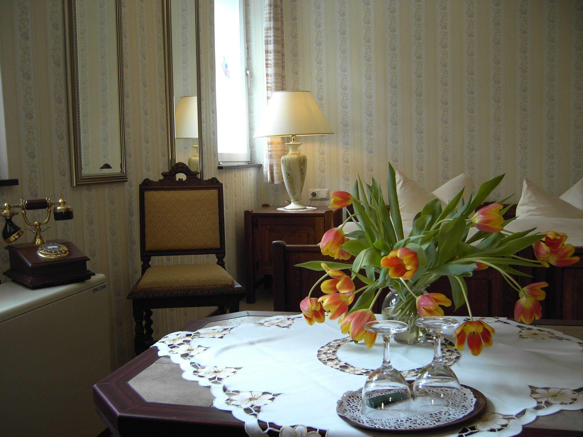 Hotel Graf Rolshausen Monschau Ngoại thất bức ảnh