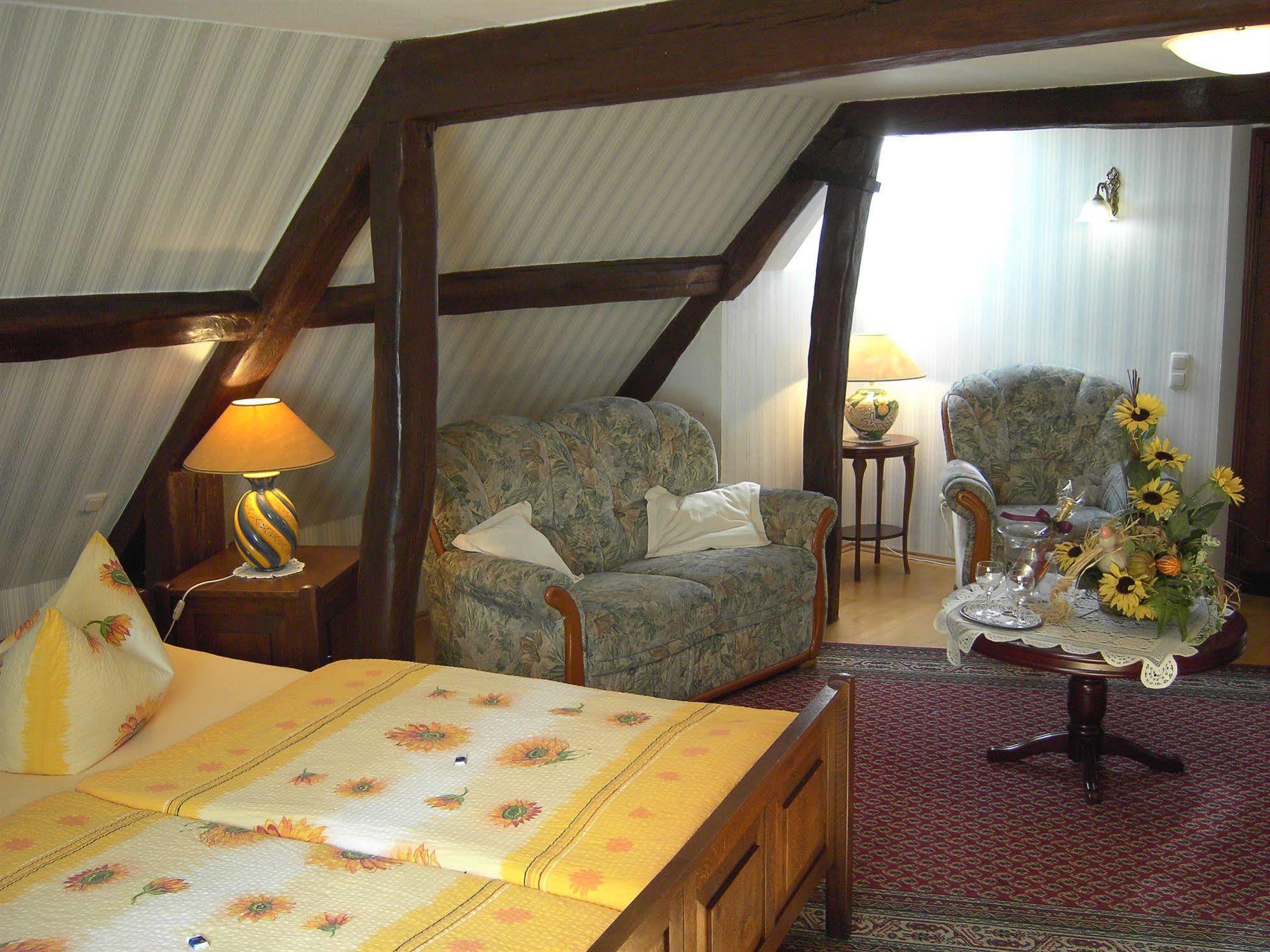 Hotel Graf Rolshausen Monschau Ngoại thất bức ảnh